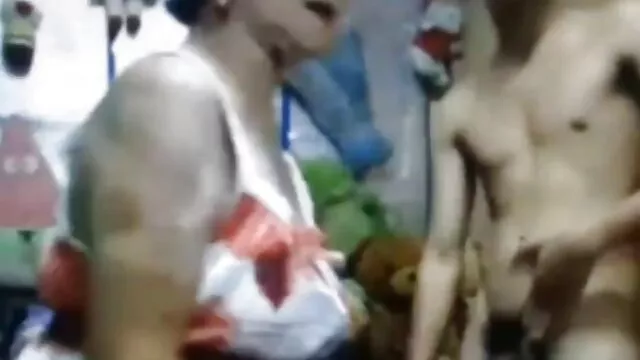 Tình dục không đăng ký  Sandy Westgate trong vai phim sec 3gp gái mại dâm.