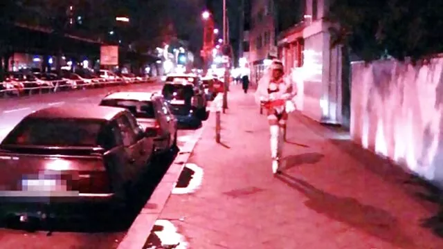 Tình dục không đăng ký  Cô gái tóc vàng quan hệ tình dục tập tai phim sec dit nhau thể với các chàng trai.